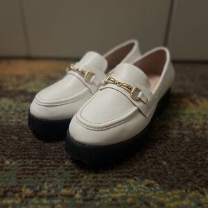Business Casual Women’s Shoes